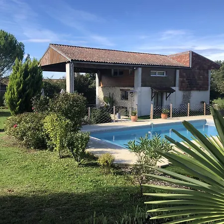 D'hotes Le Bol D'air Avec Jacuzzi Bed & Breakfast *