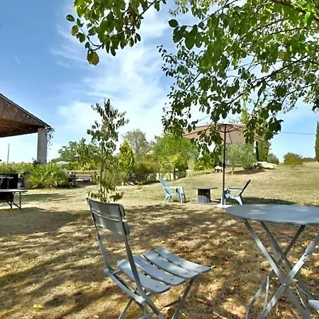 D'hôtes Le Bol D'air Avec Jacuzzi Alojamento de Acomodação e Pequeno-almoço Castelnau-sur-lʼAuvignon